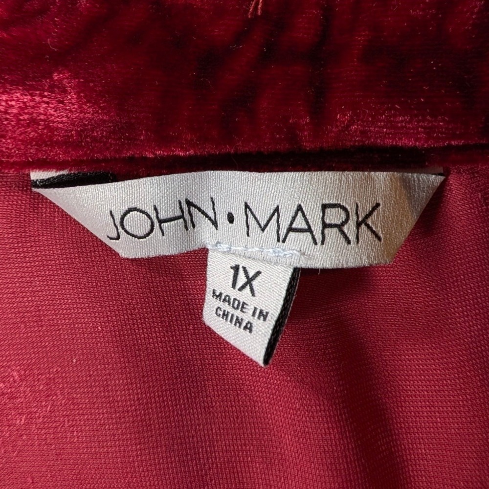 John Mark Womens 1X Red Velvet Button Front Shirt Bell Cuff Wired Collar Artsy - Picture 9 of 13